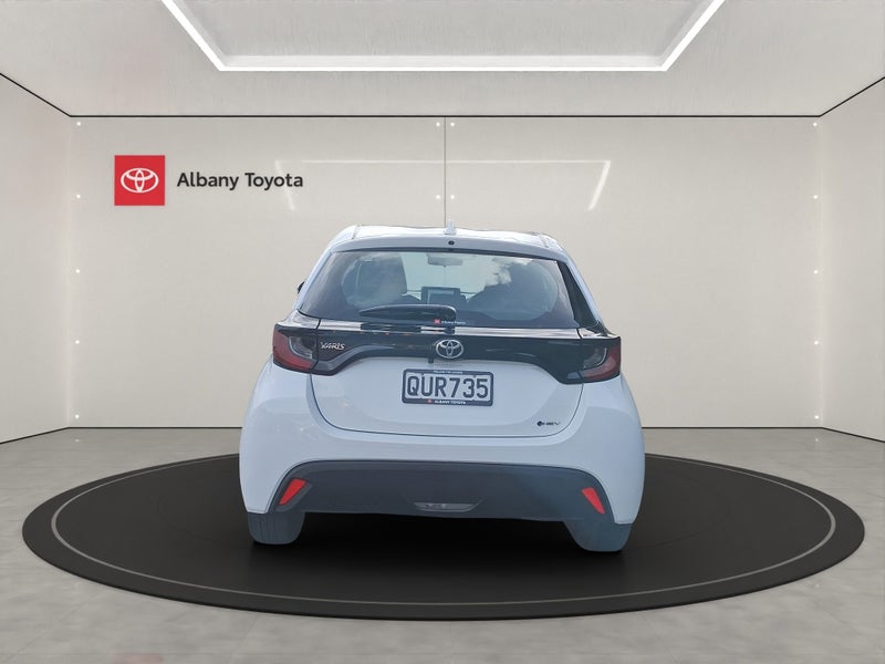 2024 Toyota Yaris GX 1.5P HV ECVT FWD HB/5D/5S... image 4