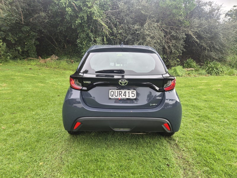 2024 Toyota Yaris GX 1.5P Hybrid image 5