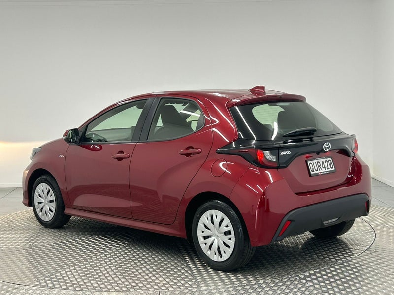 2024 Toyota Yaris GX 1.5P Hybrid image 5