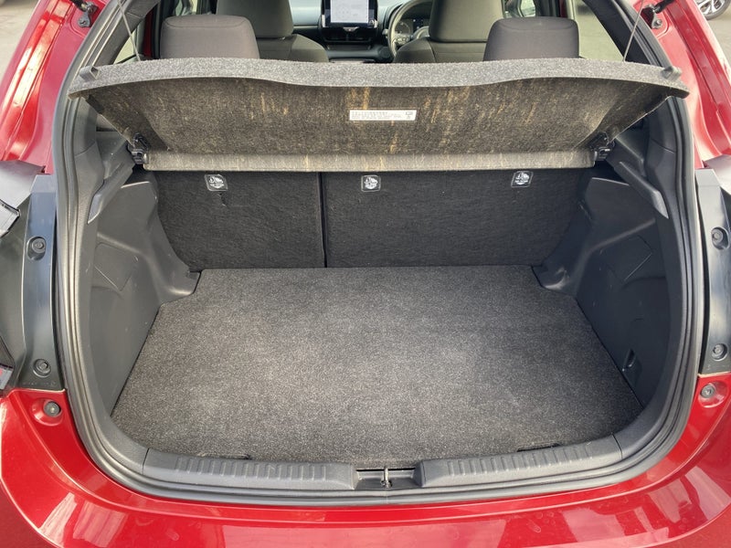 2024 Toyota Yaris GX 1.5P Hybrid image 4