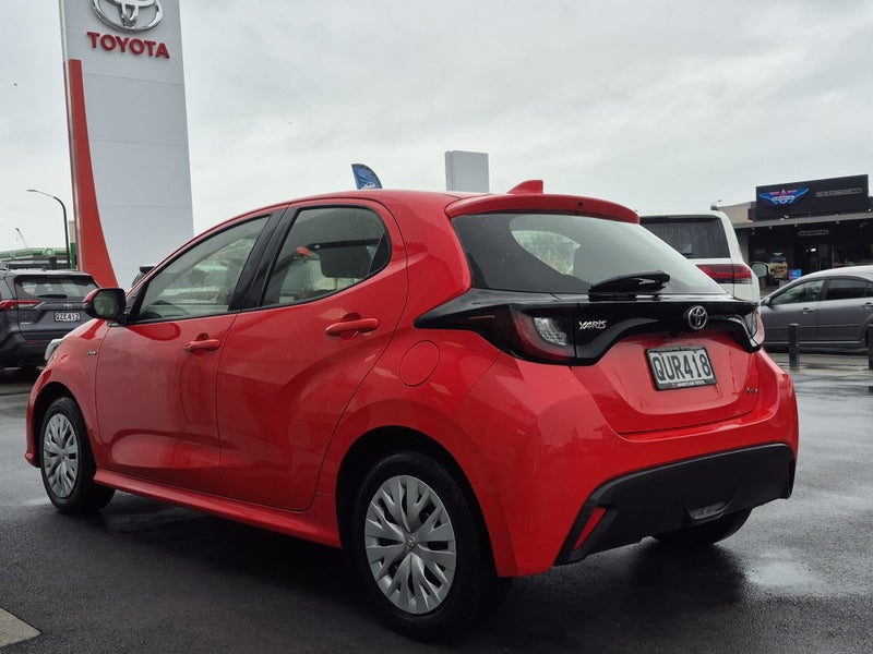 2024 Toyota Yaris GX 1.5P HYBRID Auto image 5