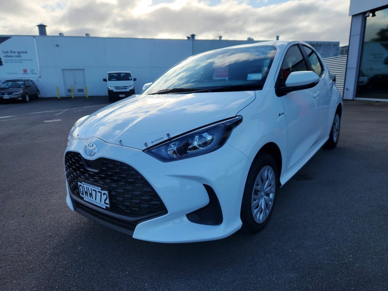 2024 Toyota Yaris GX 1.5P Hybrid Hatch - Ex-Demo image 4