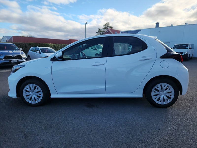 2024 Toyota Yaris GX 1.5P Hybrid Hatch - Ex-Demo image 5