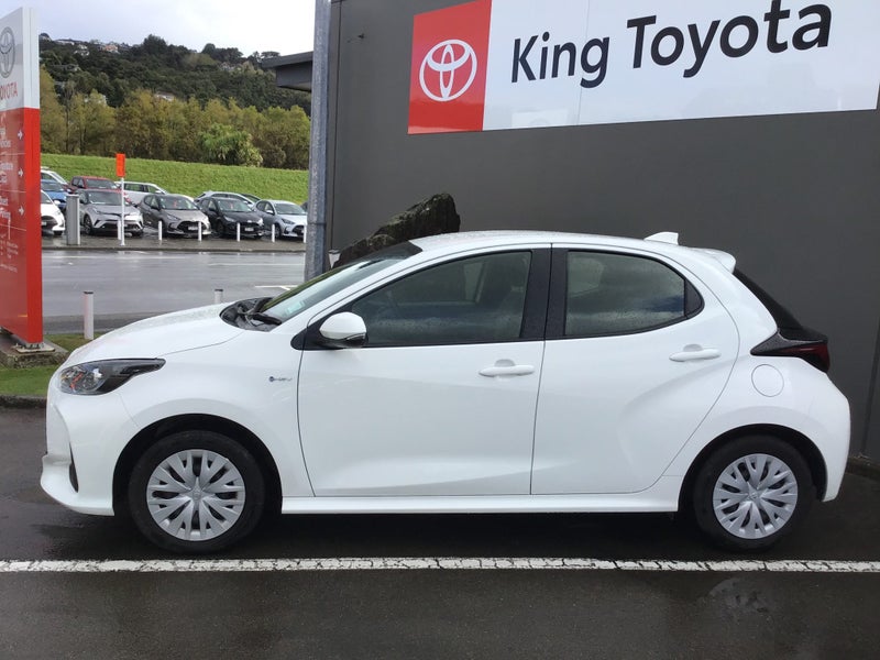 2024 Toyota Yaris GX 1.5P Hybrid NZ New image 2