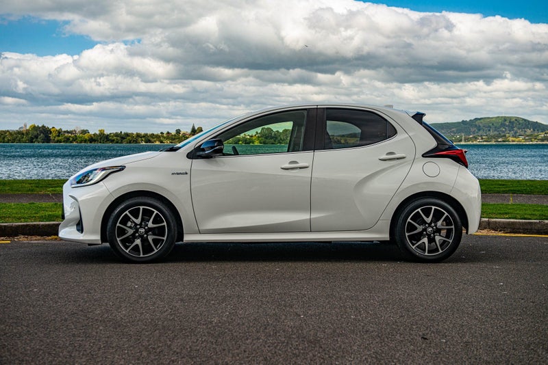 2024 Toyota Yaris ZR 1.5P HV ECVT FWD image 5