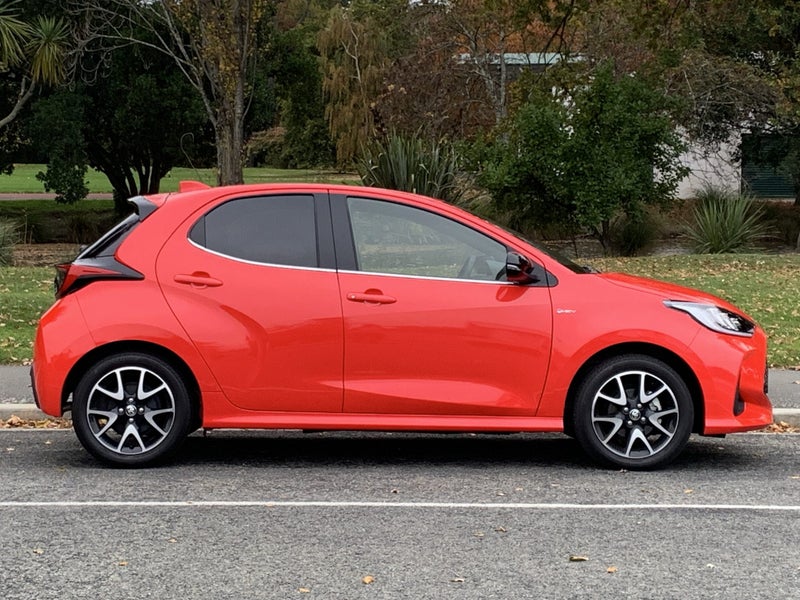 2024 Toyota Yaris ZR 1.5P HV ECVT FWD HB/5D/5S... image 2