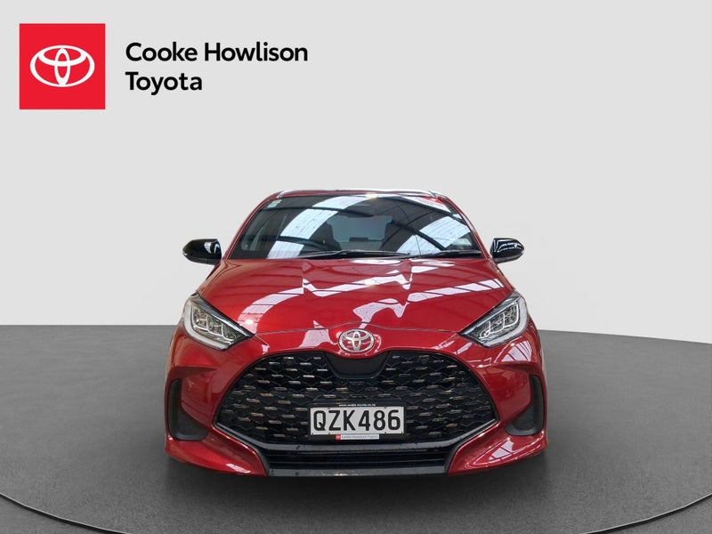 2024 Toyota Yaris ZR image 2