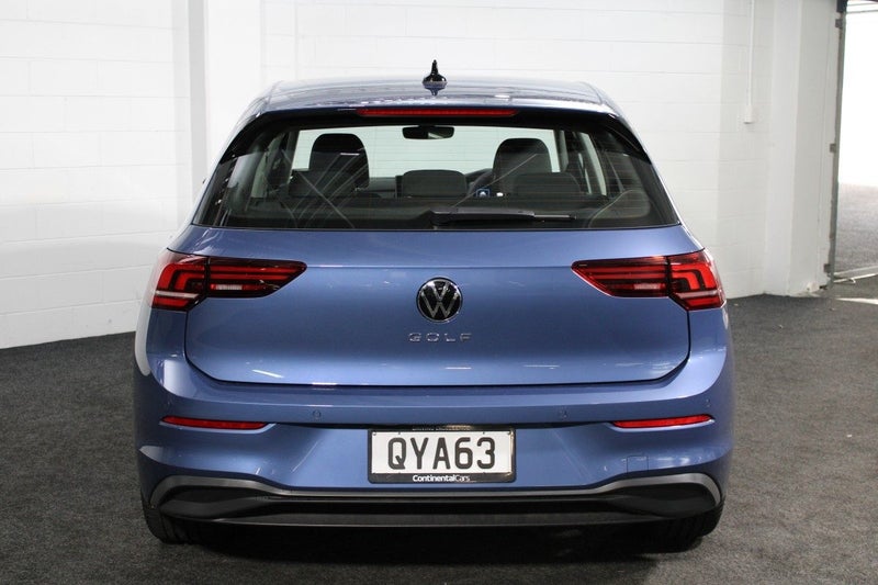 2024 Volkswagen Golf 8.5 LIFE image 3