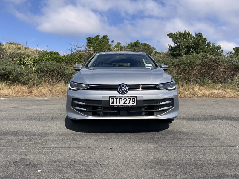 2024 Volkswagen Golf Life image 2