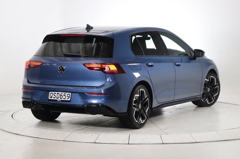 2024 Volkswagen Golf R-Line 1.4PT/8AT image 2