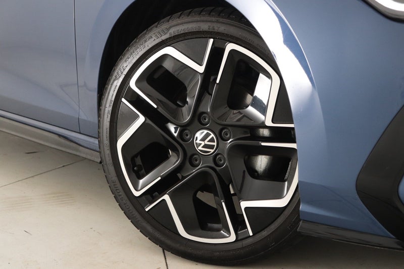2024 Volkswagen Golf R-Line 1.4PT/8AT image 5