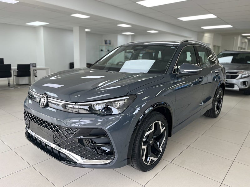 2024 Volkswagen Tiguan R-Line 1.4Pt/7At Touring image 3