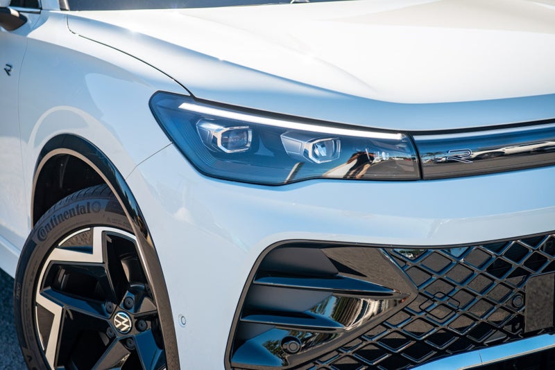 2024 Volkswagen Tiguan TSI R-Line, Touring package image 3