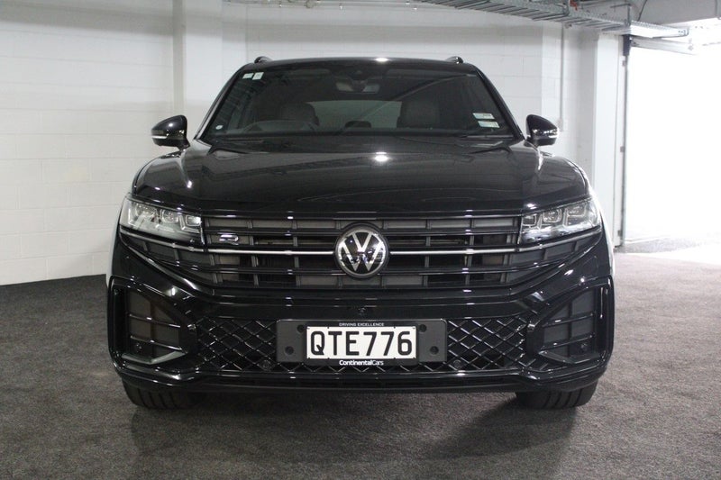 2024 Volkswagen Touareg V6S TDI R-LINE image 3
