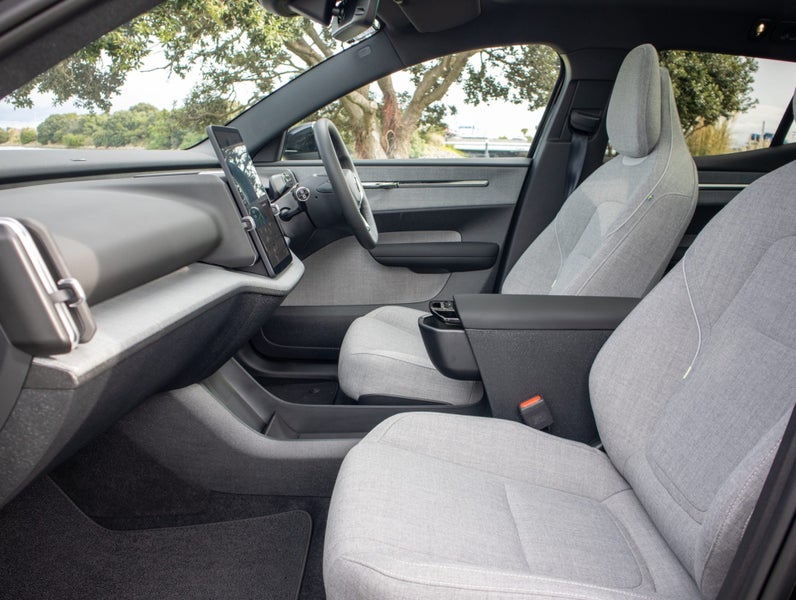 2024 Volvo EX30 SMER ULTRA BEV image 3