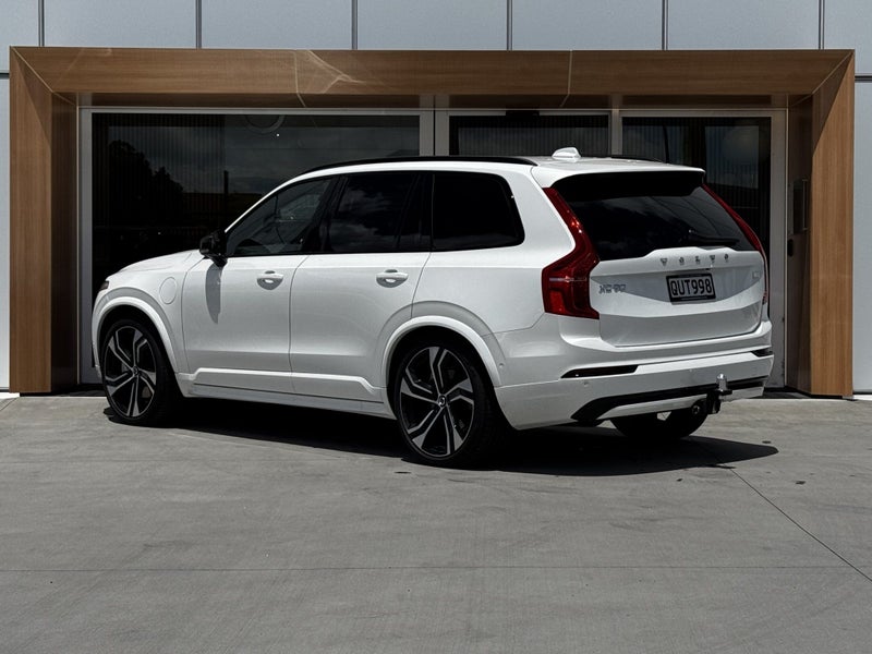 2024 Volvo XC90 T8 Ultimate Recharge Plug-in Hy... image 5