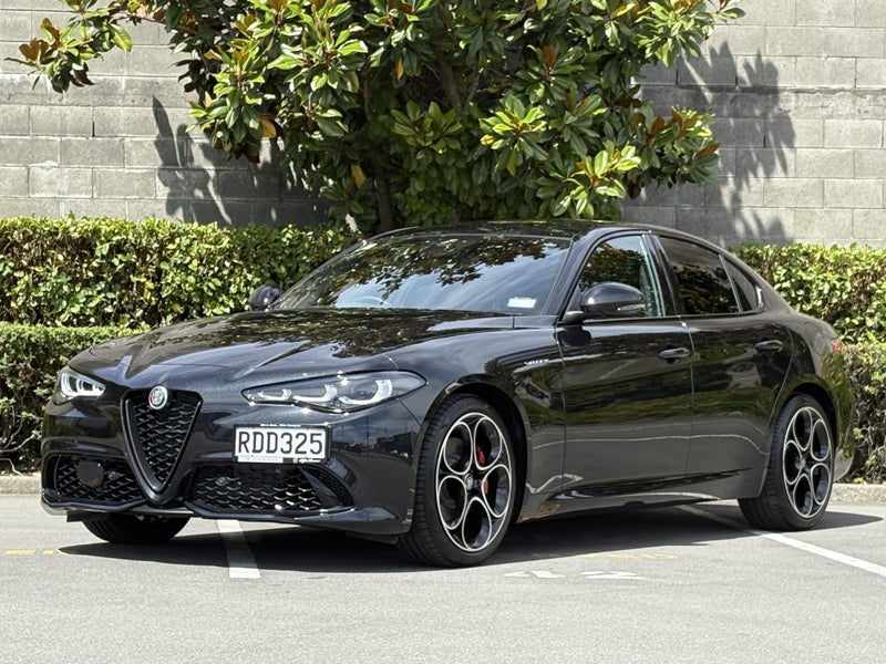 2025 Alfa Romeo Giulia Veloce image 5