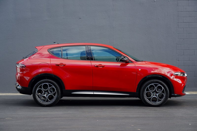 2025 Alfa Romeo Tonale Ti 1.5P 160CV Hybrid 5Dr... image 3
