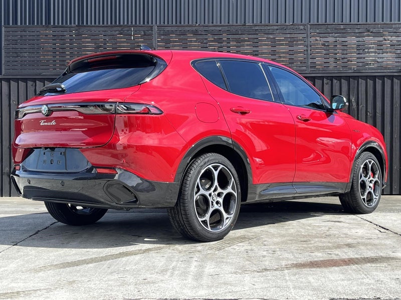 2025 Alfa Romeo Tonale Veloce 1.5L Hybrid image 3