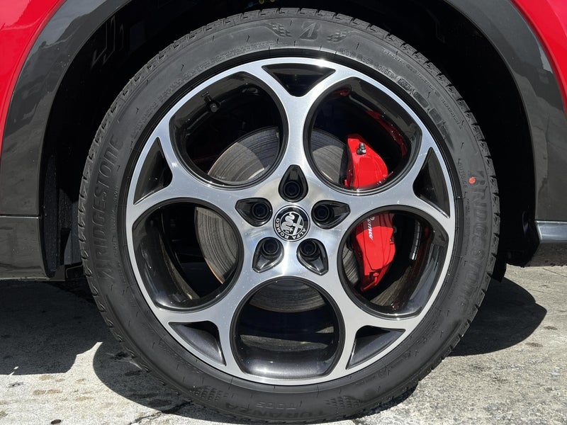 2025 Alfa Romeo Tonale Veloce 1.5L Hybrid image 4