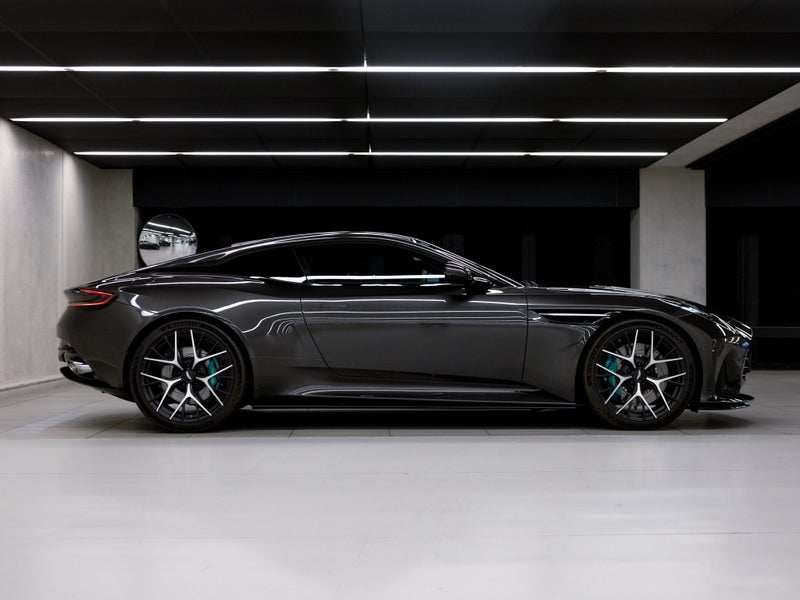 2025 Aston Martin DB12 Coupe image 5