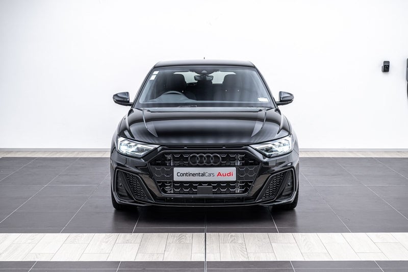 2025 Audi A1 35 TFSI S LINE image 4