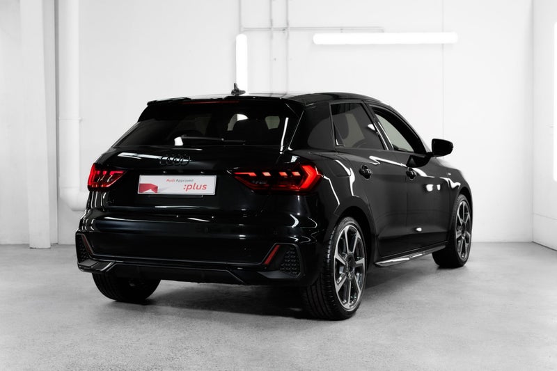 2025 Audi A1 35 TFSI S line image 2
