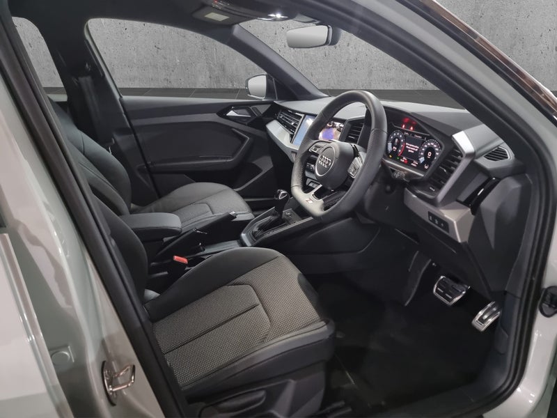 2025 Audi A1 35 TFSI S Line image 2