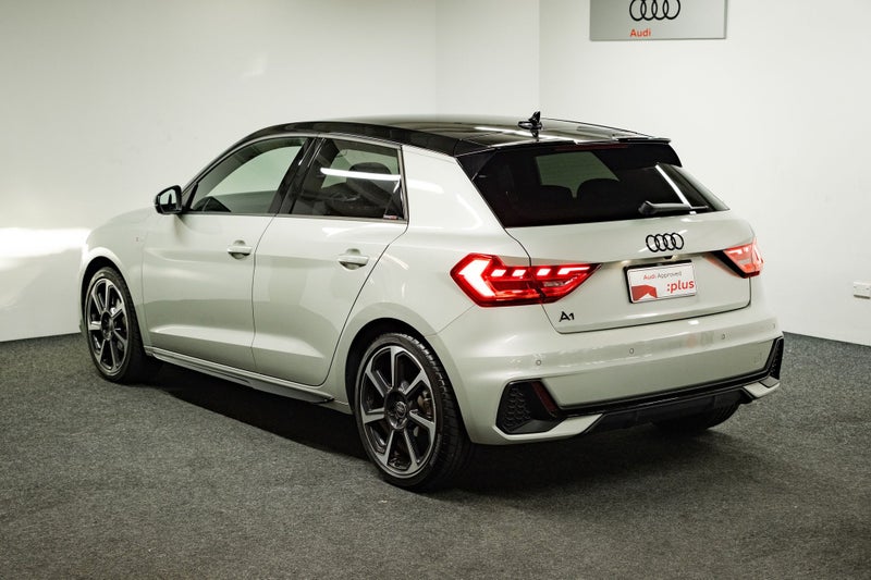 2025 Audi A1 35 TFSI S line image 5
