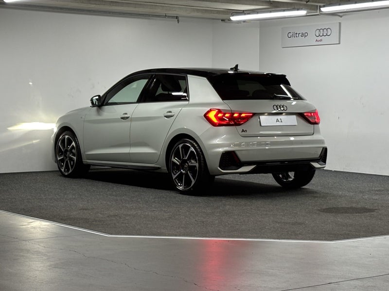 2025 Audi A1 35 TFSI S line image 4