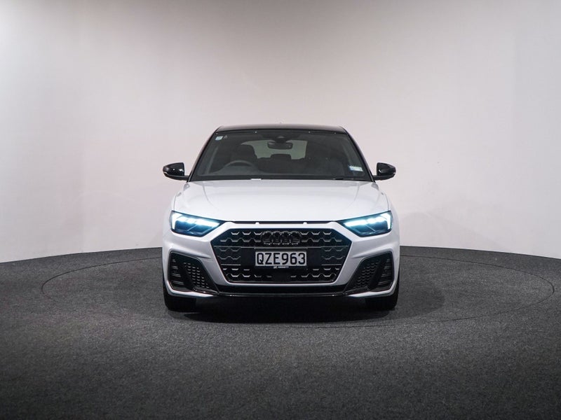 2025 Audi A1 S-line 35 TFSI 110kW image 3