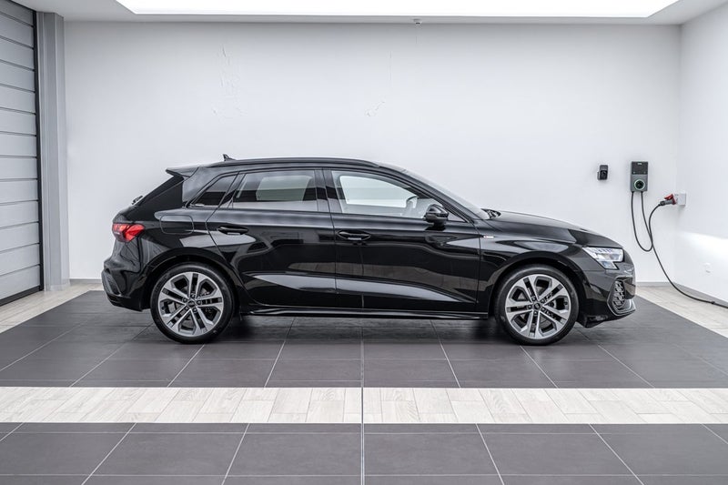 2025 Audi A3 SPORTBACK 35 TFSI S TRONIC 110 KW image 2