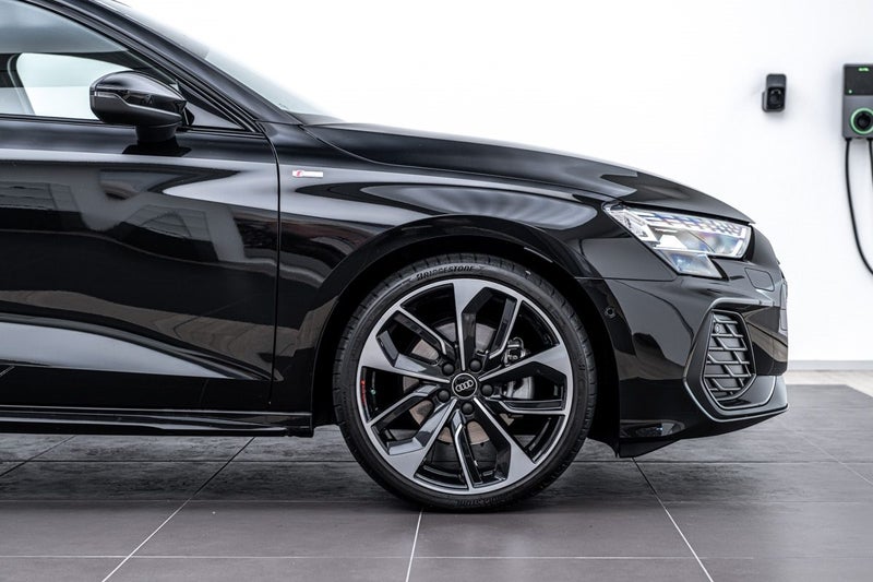 2025 Audi A3 SPORTBACK 35 TFSI S TRONIC 110 KW image 4