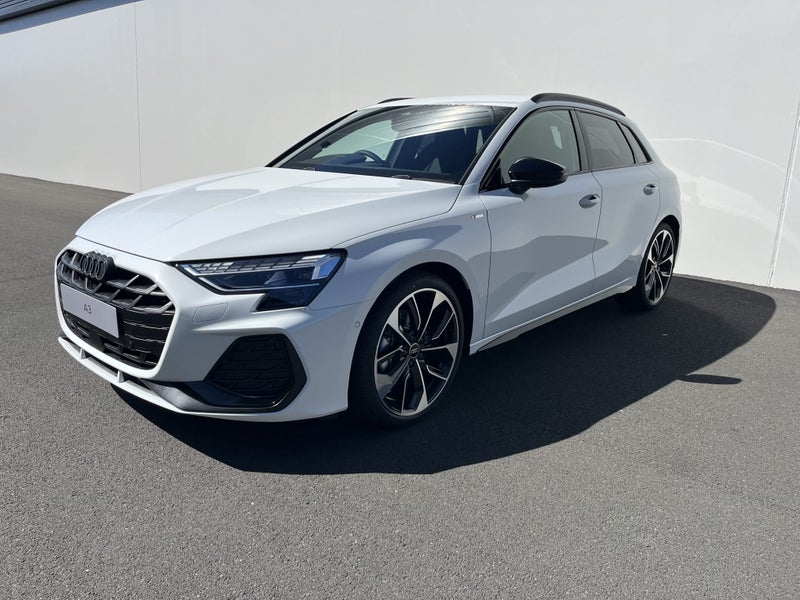 2025 Audi A3 Sportback 35 TFSI S tronic 110kW image 3