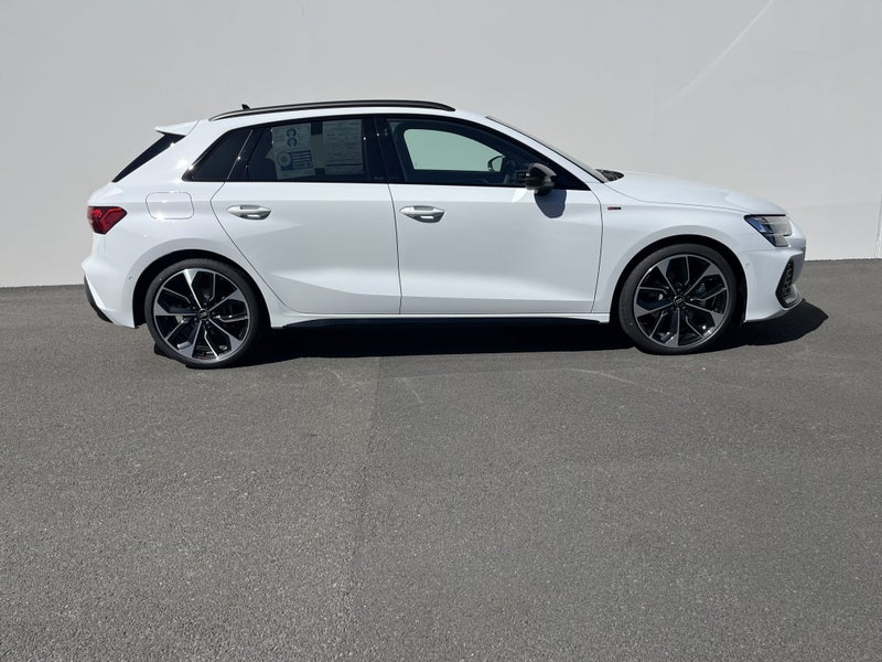 2025 Audi A3 Sportback 35 TFSI S tronic 110kW image 4