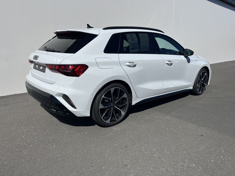2025 Audi A3 Sportback 35 TFSI S tronic 110kW image 5