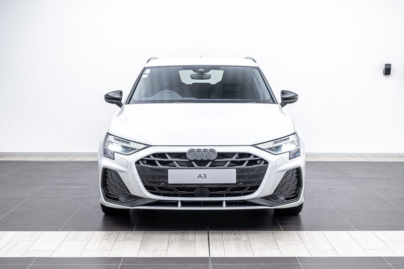 2025 Audi A3 SPORTBACK 35 TFSI S TRONIC image 5