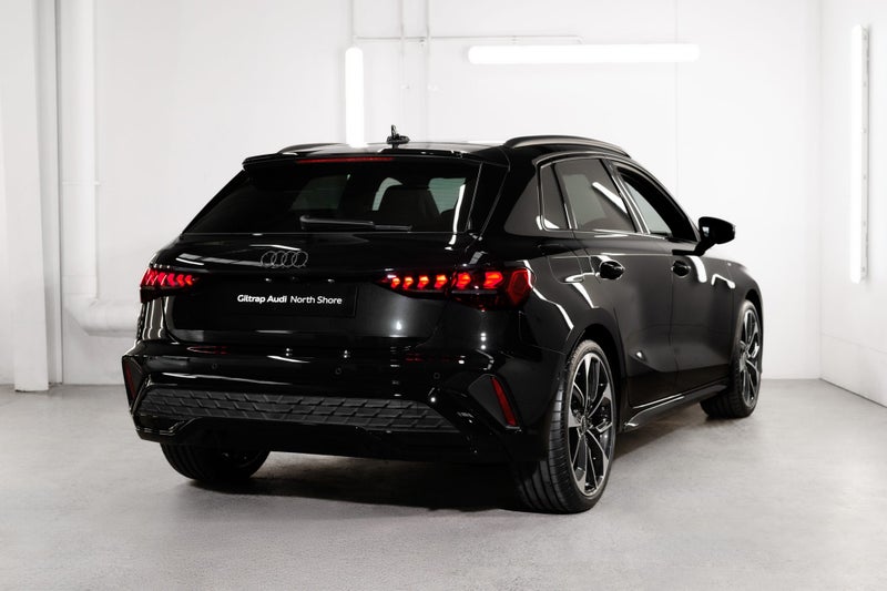 2025 Audi A3 Sportback 35 TFSI S tronic image 2