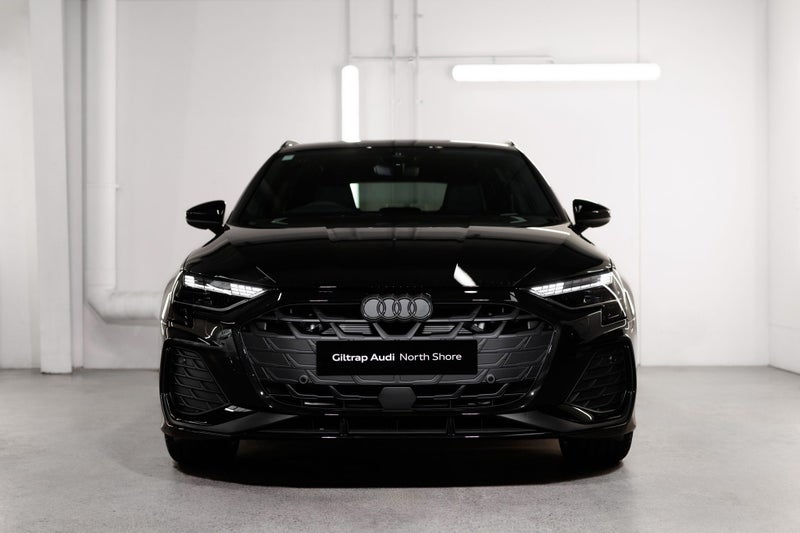 2025 Audi A3 Sportback 35 TFSI S tronic image 3