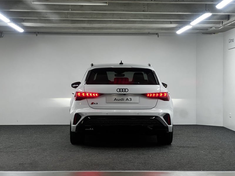 2025 Audi A3 Sportback 35 TFSI S tronic image 5