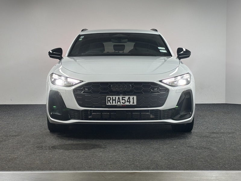 2025 Audi A5 e-Hybrid Avant S line image 2