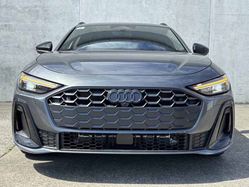 2025 Audi A5 E-Hybrid PHEV Quattro Avant image 4