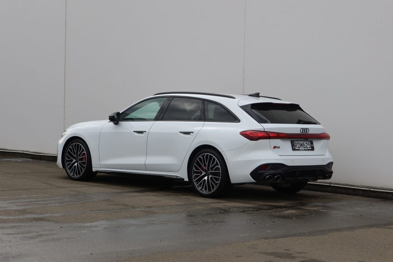 2025 Audi A5 S5 Avant image 5