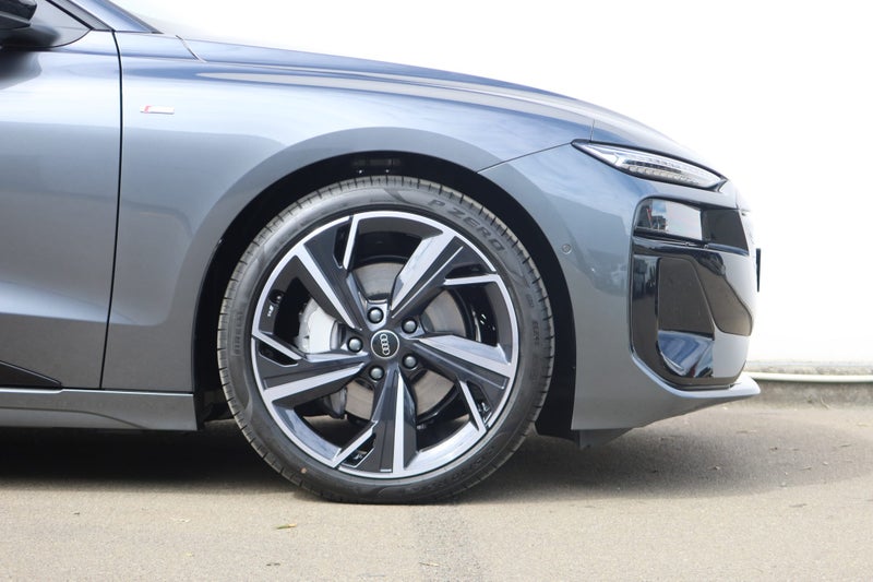 2025 Audi A6 Avant E-tron image 4