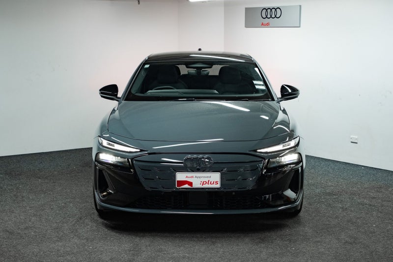 2025 Audi A6 Avant e-tron S line image 2