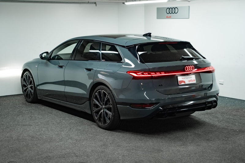 2025 Audi A6 Avant e-tron S line image 3