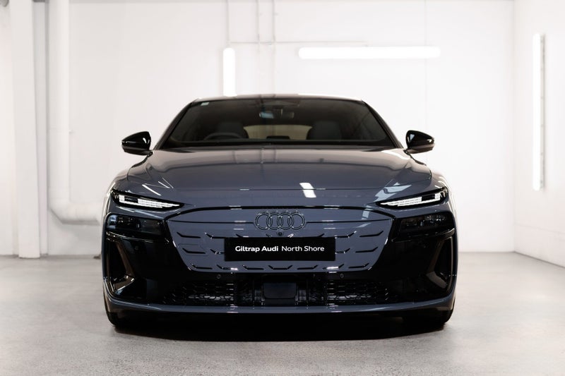 2025 Audi A6 Avant e-tron S line quattro image 3