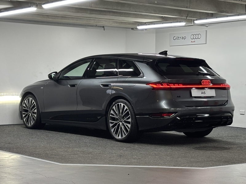 2025 Audi A6 Avant E-Tron S Line Quattro image 4