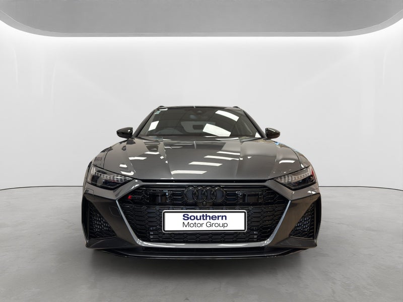 2025 Audi Avant RS 6 image 2