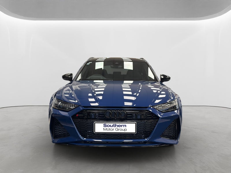 2025 Audi Avant RS 6 performance TFSI image 2